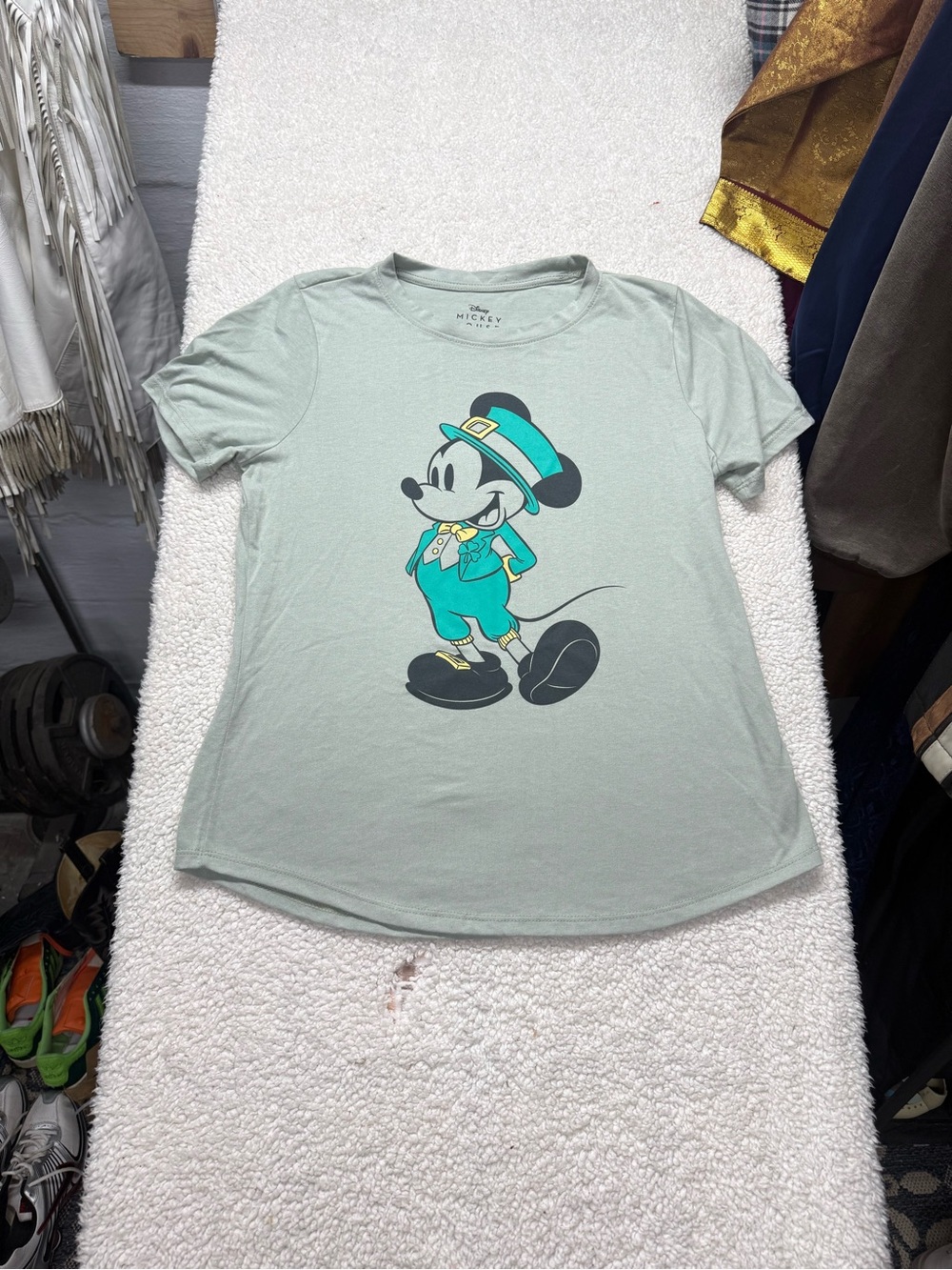 Disney Mint Green Mickey Mouse St Patrick’s day Graphic Tee, size small